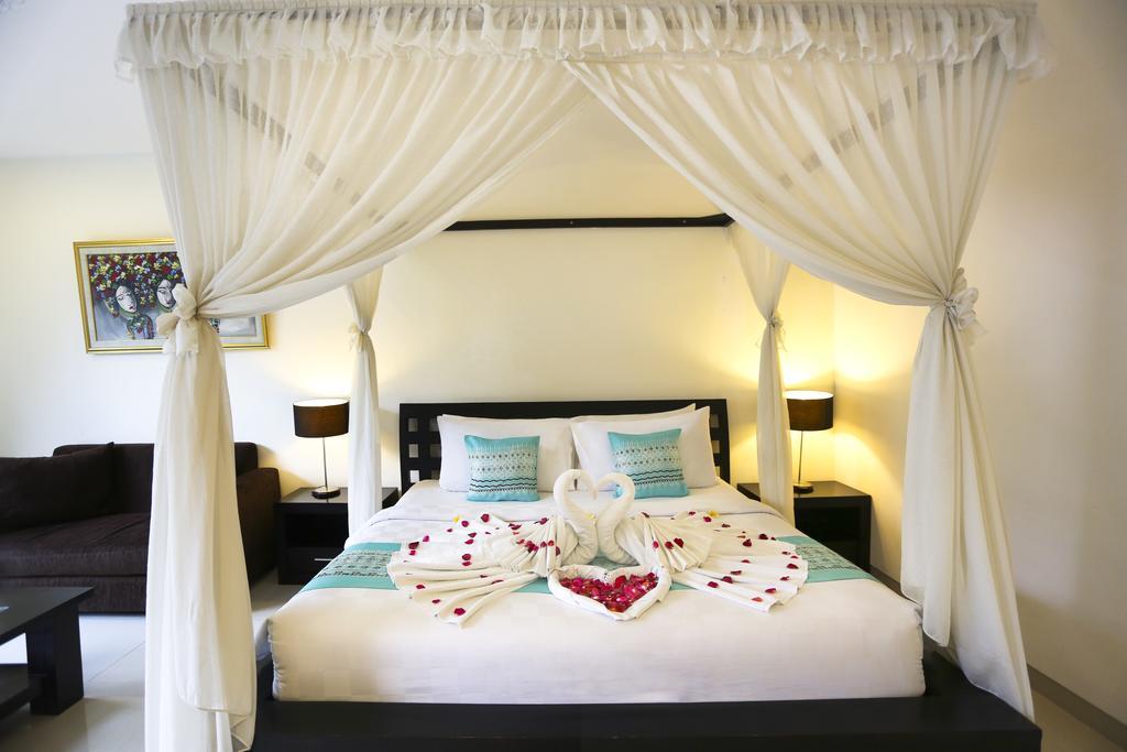 The Yubi Boutique Villas Seminyak - Chse Certified Экстерьер фото