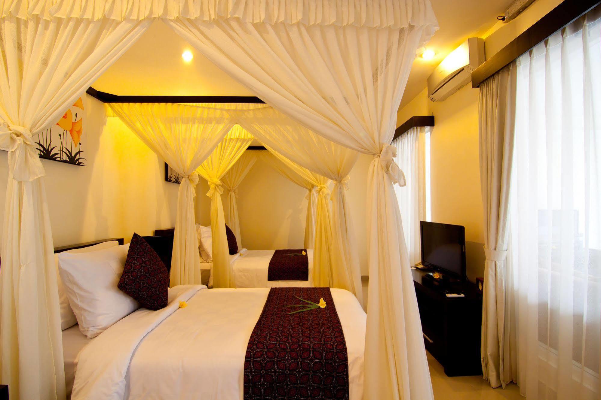 The Yubi Boutique Villas Seminyak - Chse Certified Экстерьер фото